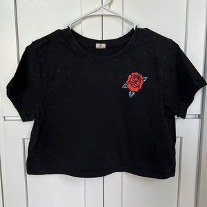 Woman’s Medium Crop Top